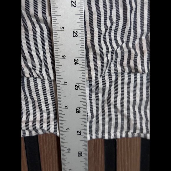 Madewell Shirt Small Womens Gray & White Stripe Cap Sleeve Boxy Button Up Collar - Picture 4 of 6